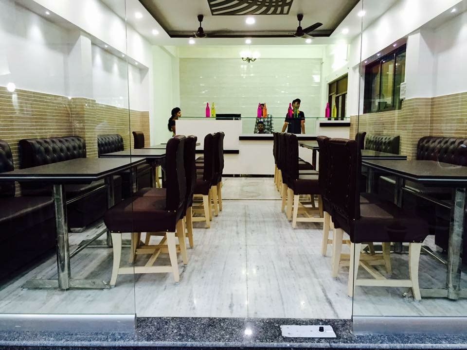 Food & Dining