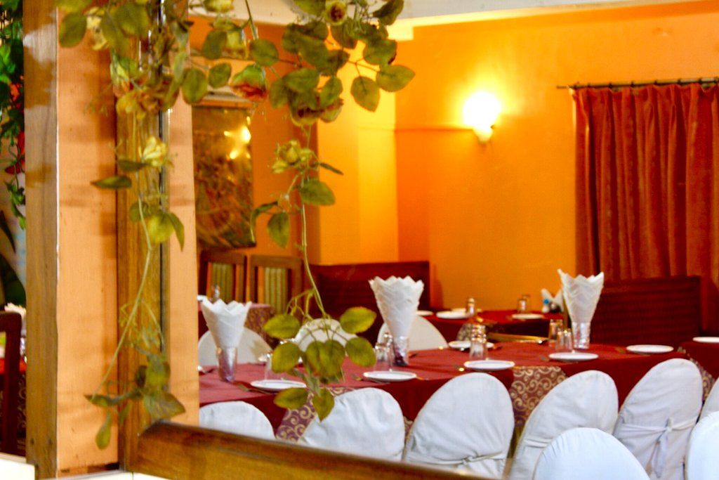 Food & Dining