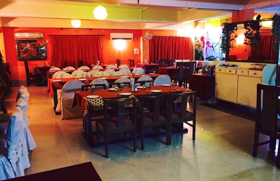 Food & Dining