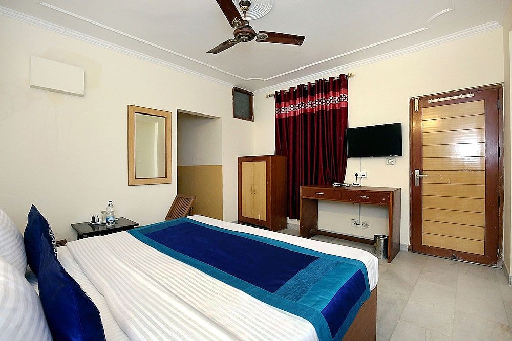 Hotel O Sun Valley Double or Twin Room 12