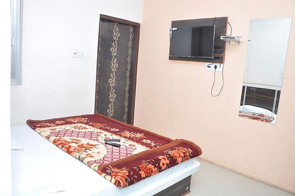 Kanak Guest House NON AC ROOM 7