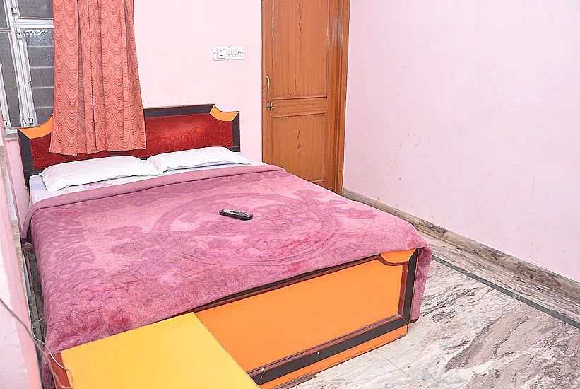 Kanak Guest House NON AC ROOM 2