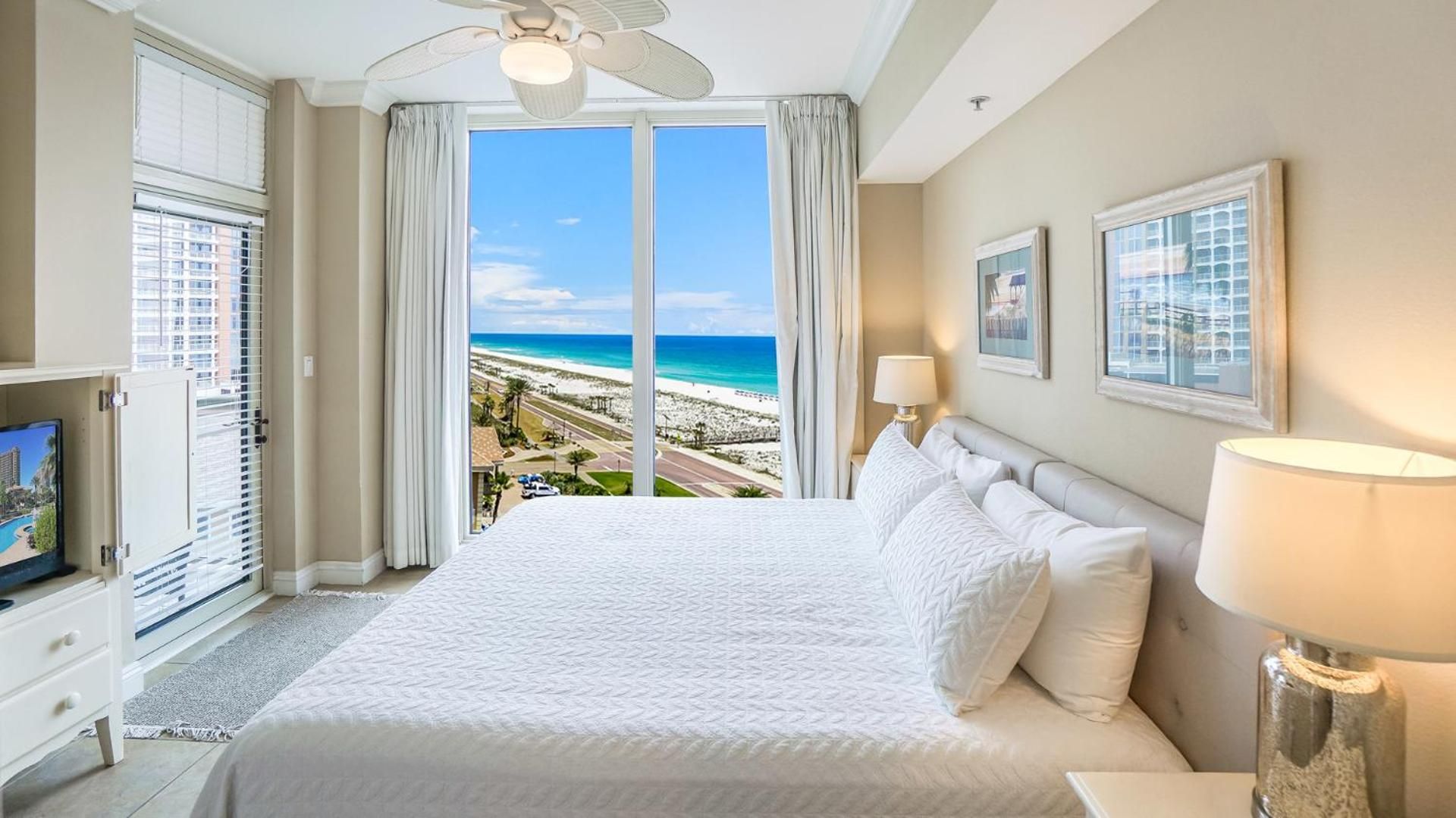 Two-Bedroom Apartment - Gulf View