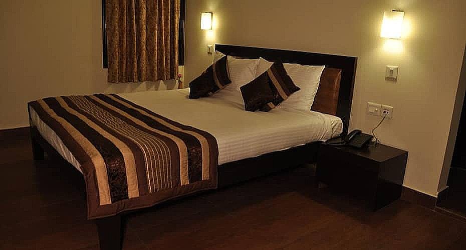 undefined Golden Palm Suites 3