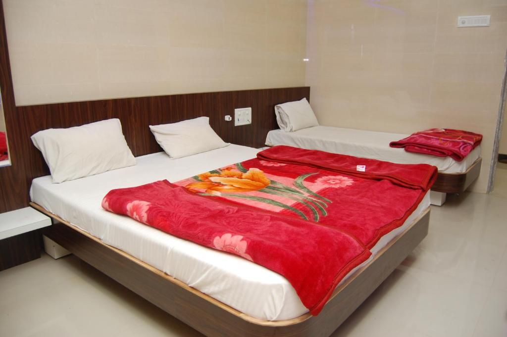 3 Bed Super Deluxe AC