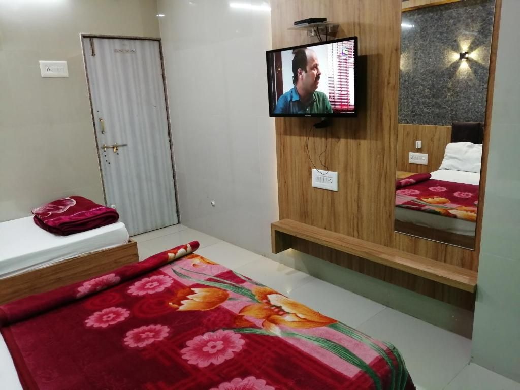 3 Bed Super Deluxe AC