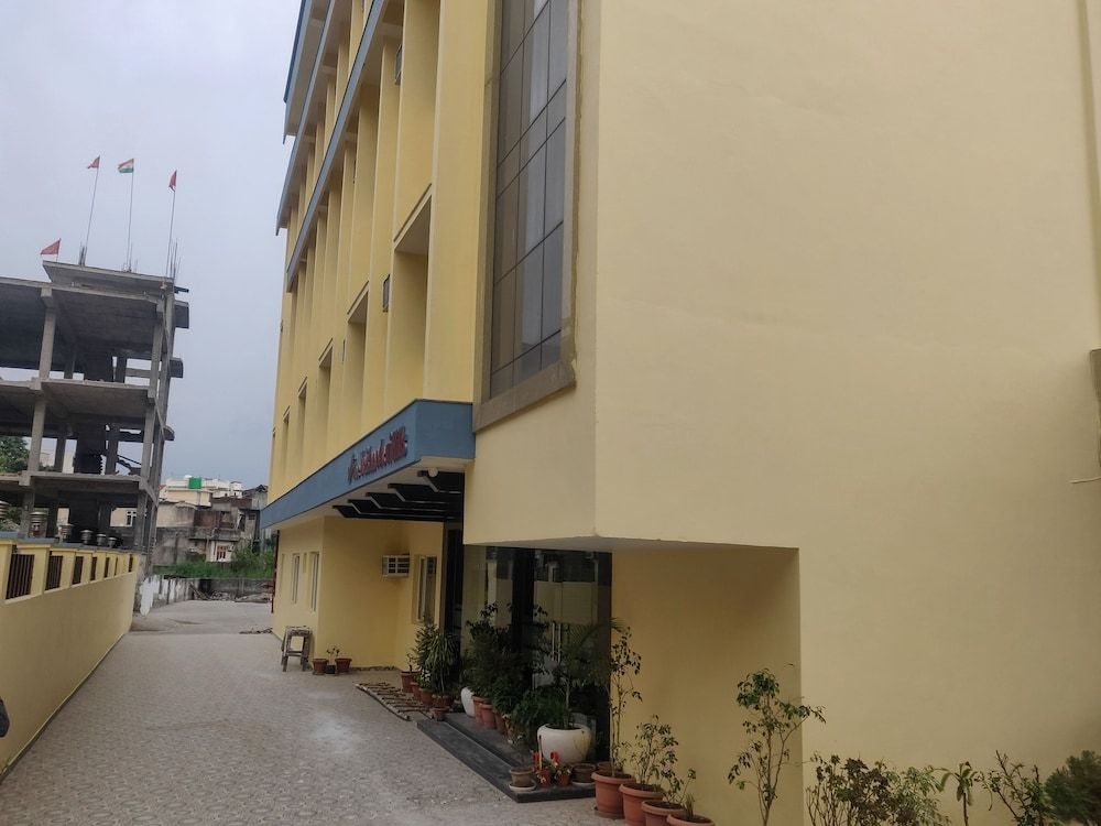 undefined Hotel The Vaishnodevi Hills 5