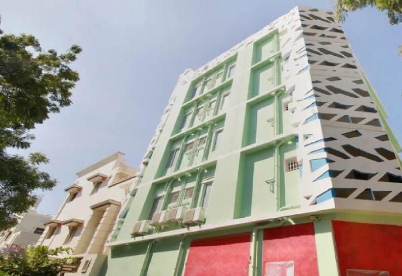 Hotel Srisant By Gravity Hospitality