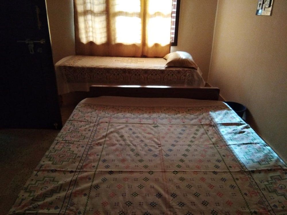 Makod Mane Homestay Family Room, Multiple Beds 3