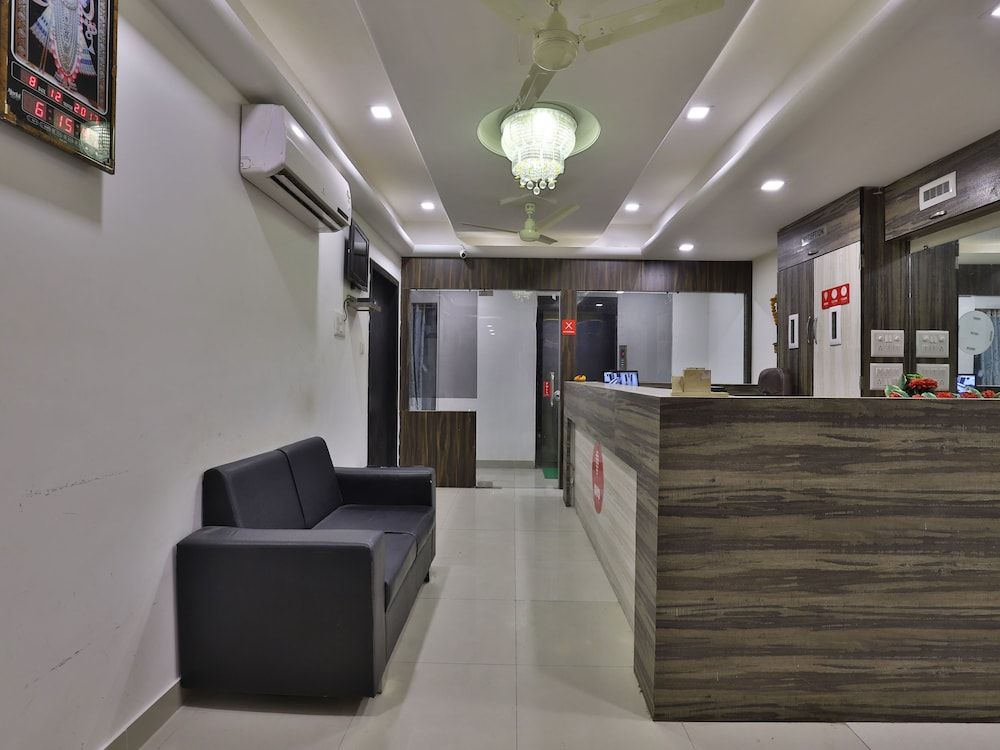 undefined OYO 9591 Hotel Neel Kamal 8