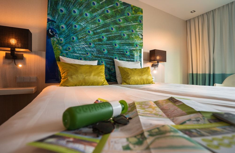 Van der Valk Hotel Heerlen Comfort Double Room, 2 Twin Beds