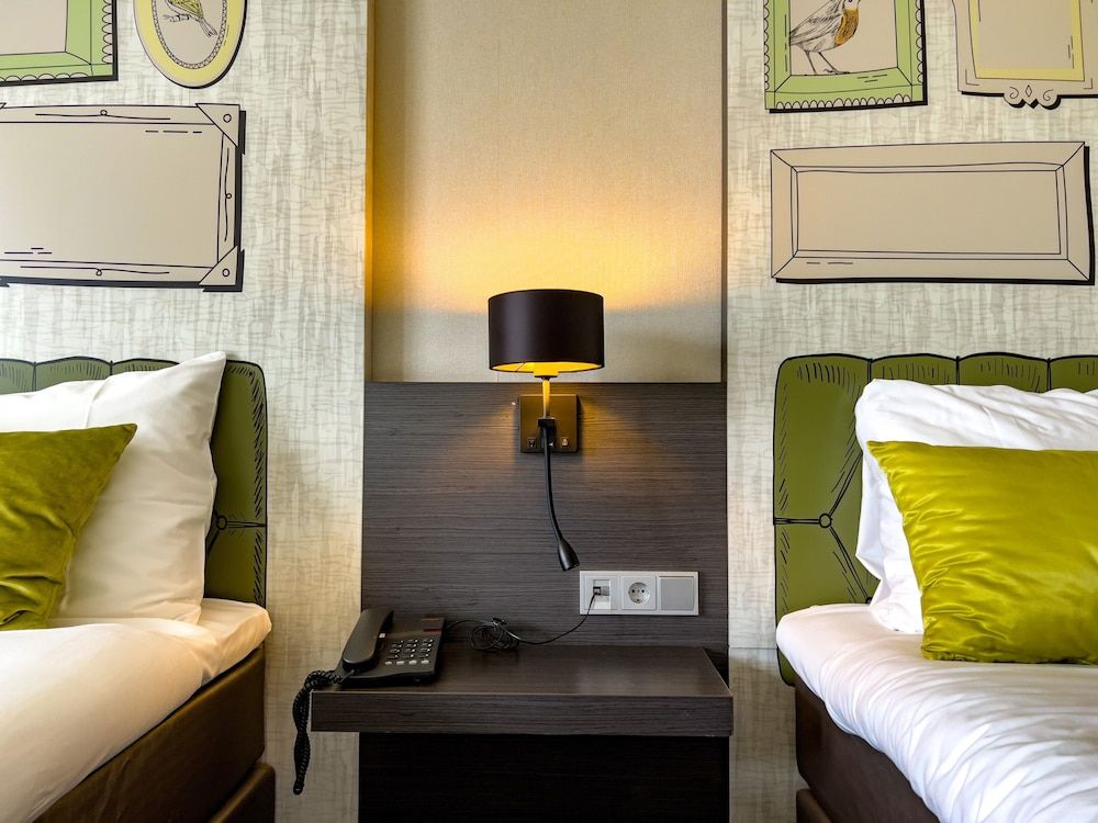 Van der Valk Hotel Heerlen Superior Twin Room, Multiple Beds