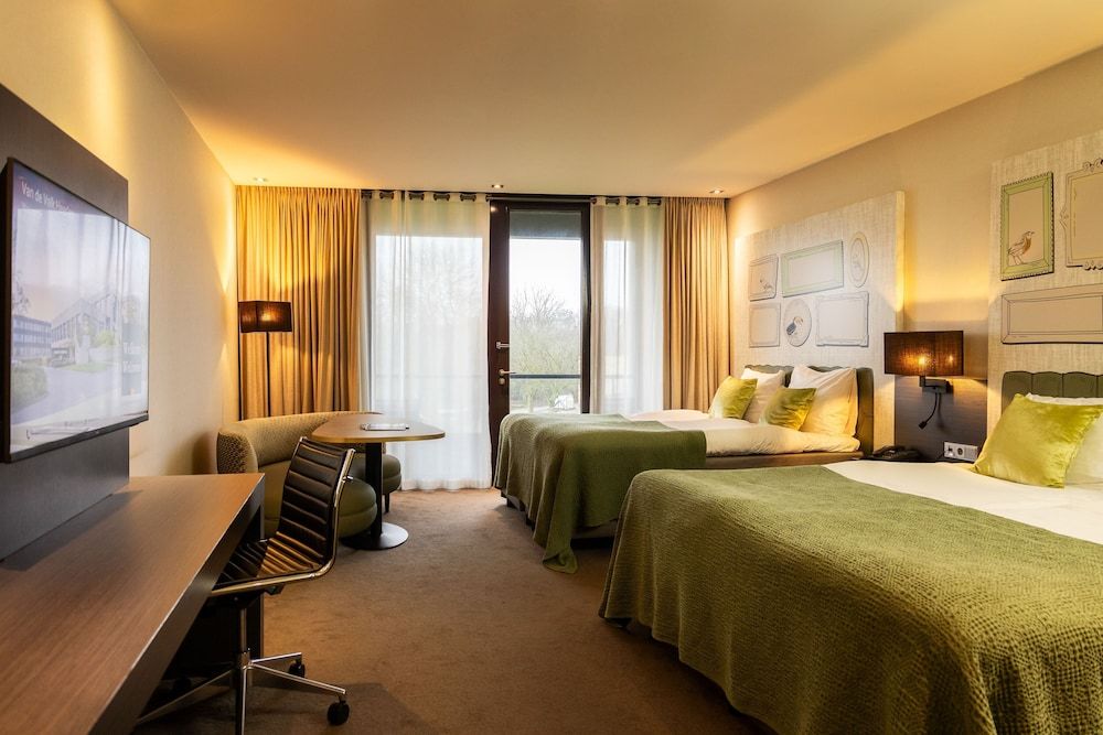 Van der Valk Hotel Heerlen Superior Twin Room, Multiple Beds 2