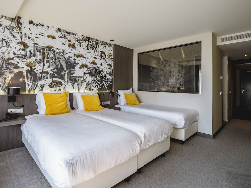 Van der Valk Hotel Heerlen Comfort Triple Room 2