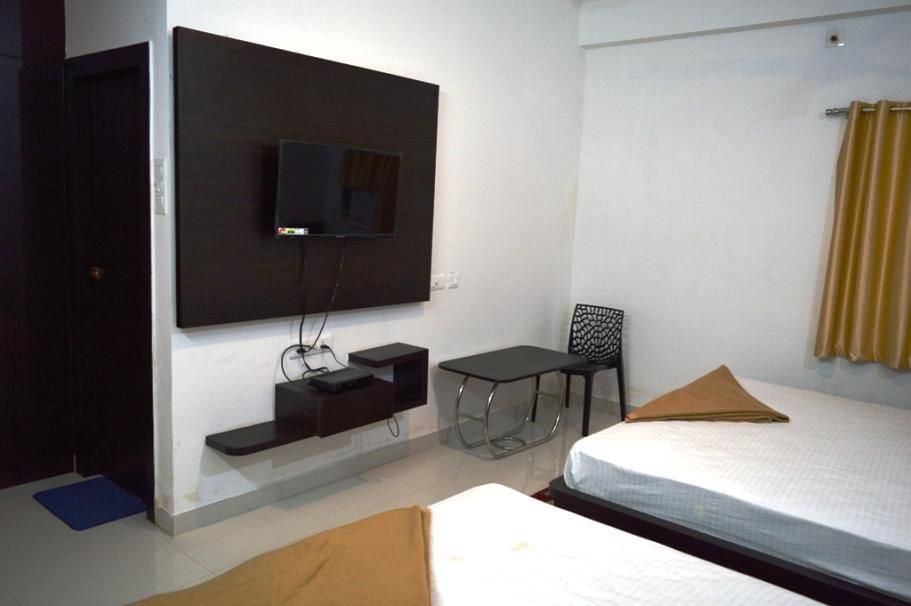 Hotel Nagina Palace Standard Deluxe Room 6