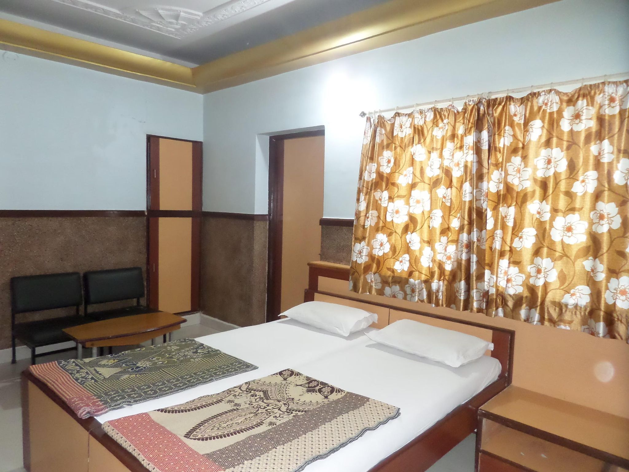 Hotel Padma Deluxe  Non Ac  4