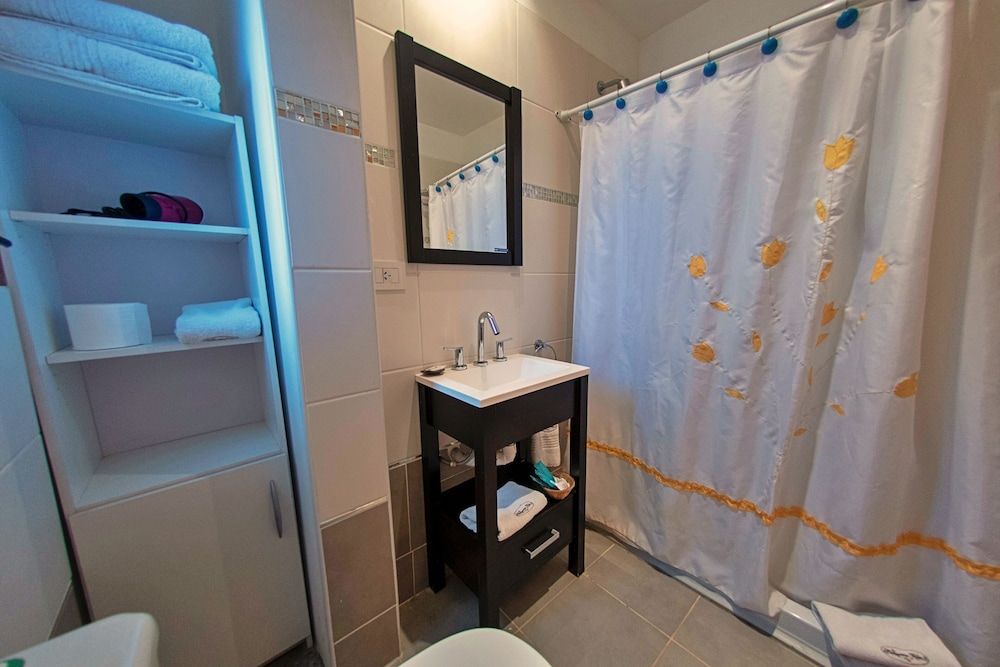 Patagonia Villa Standard Room, 1 King Bed 8