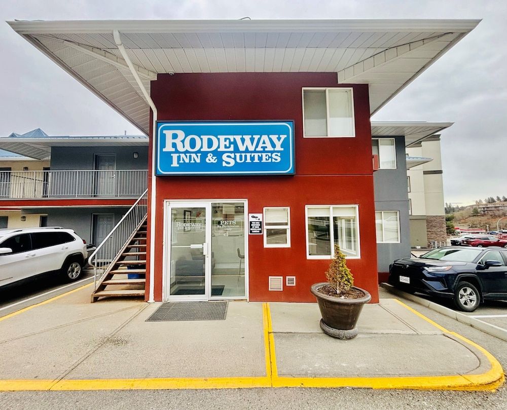 undefined Rodeway Inn & Suites 6