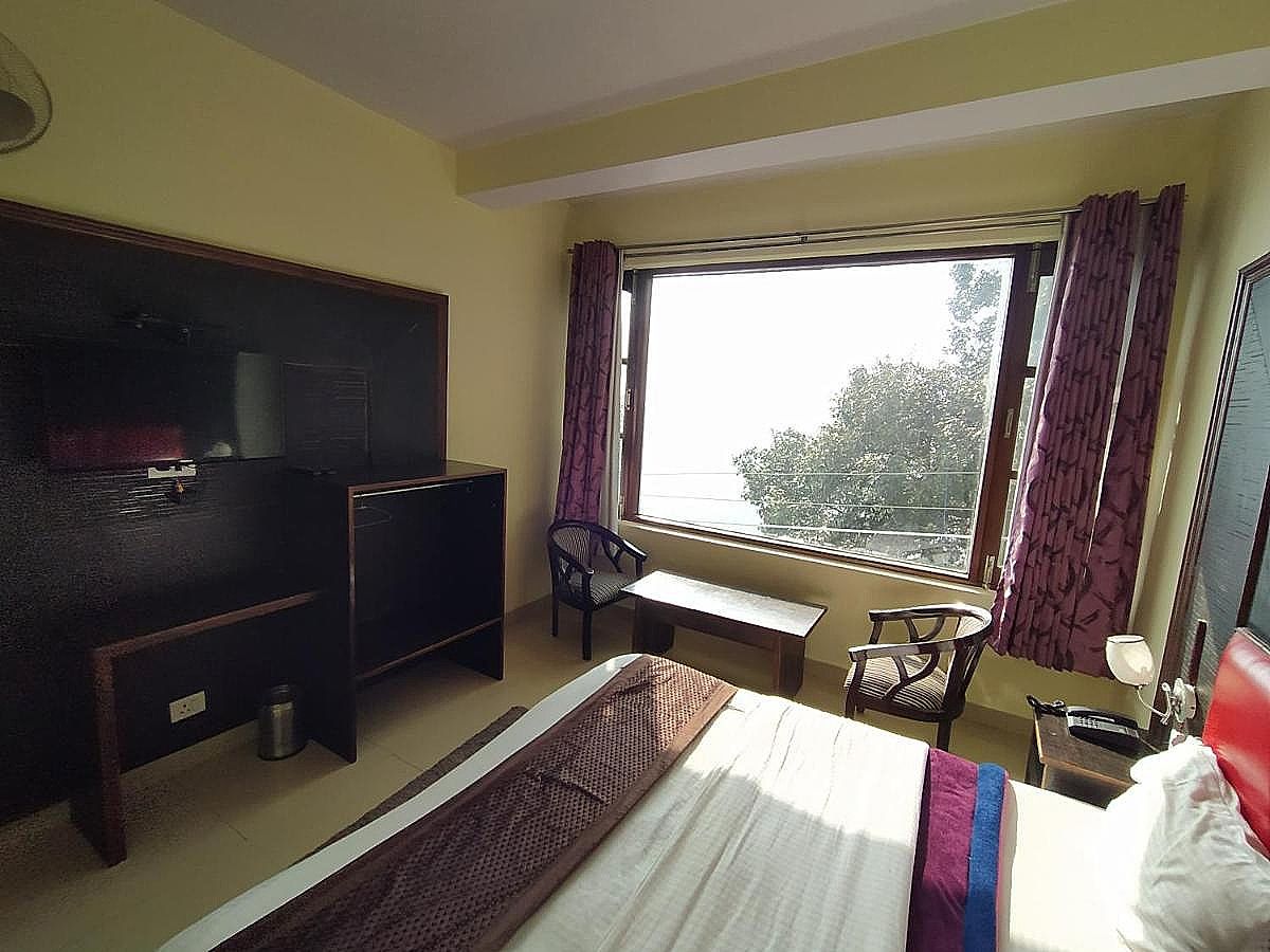 Hotel The Super Mall Residency