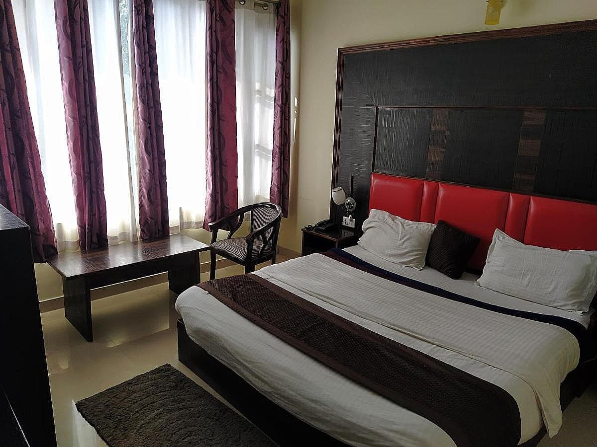 Hotel The Super Mall Residency