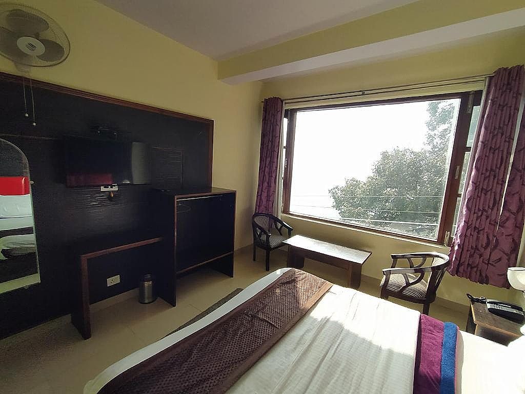 Hotel The Super Mall Residency
