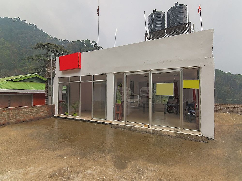 undefined OYO 23584 Ivy Resort 4