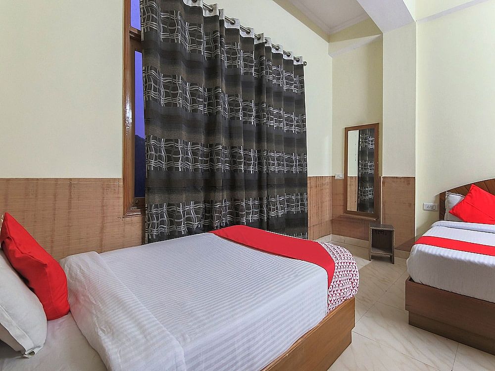 OYO 23584 Ivy Resort Double or Twin Room 17