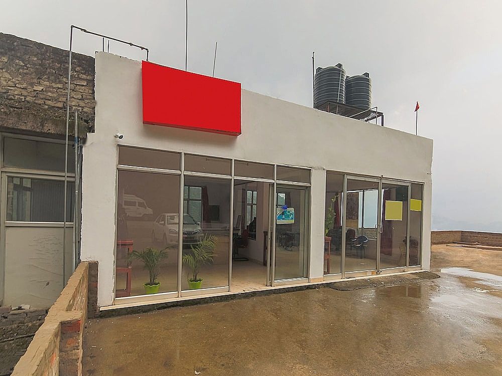 undefined OYO 23584 Ivy Resort 3