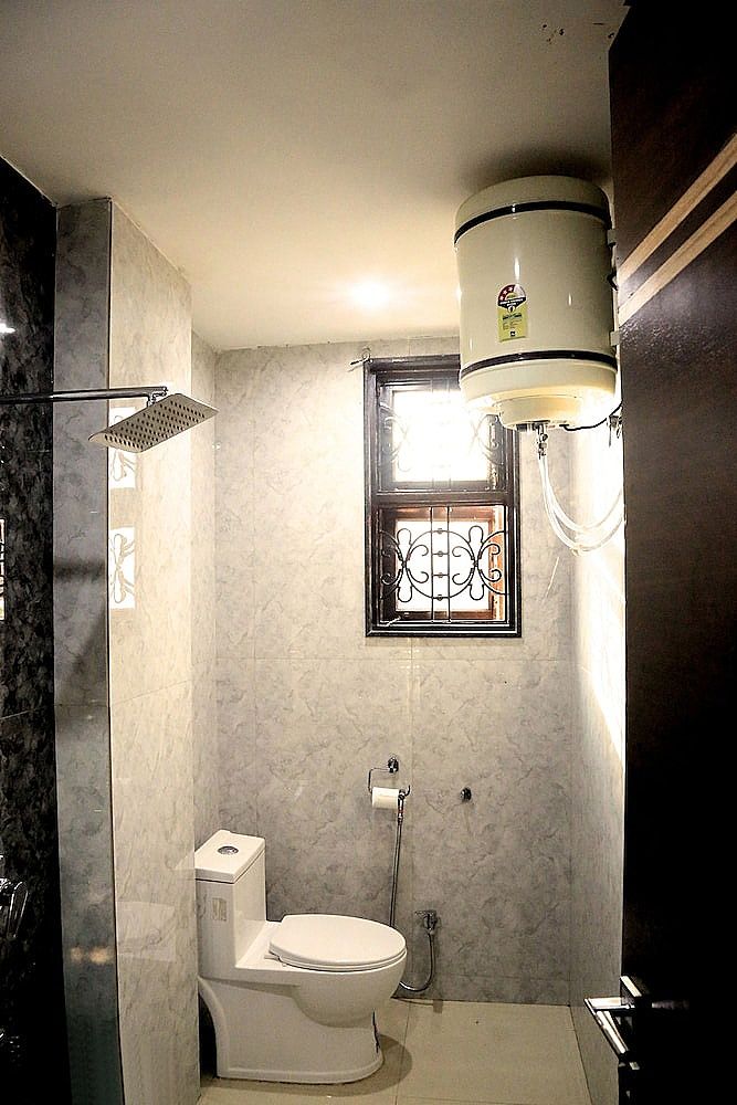 Vandana Residency Deluxe Room 7