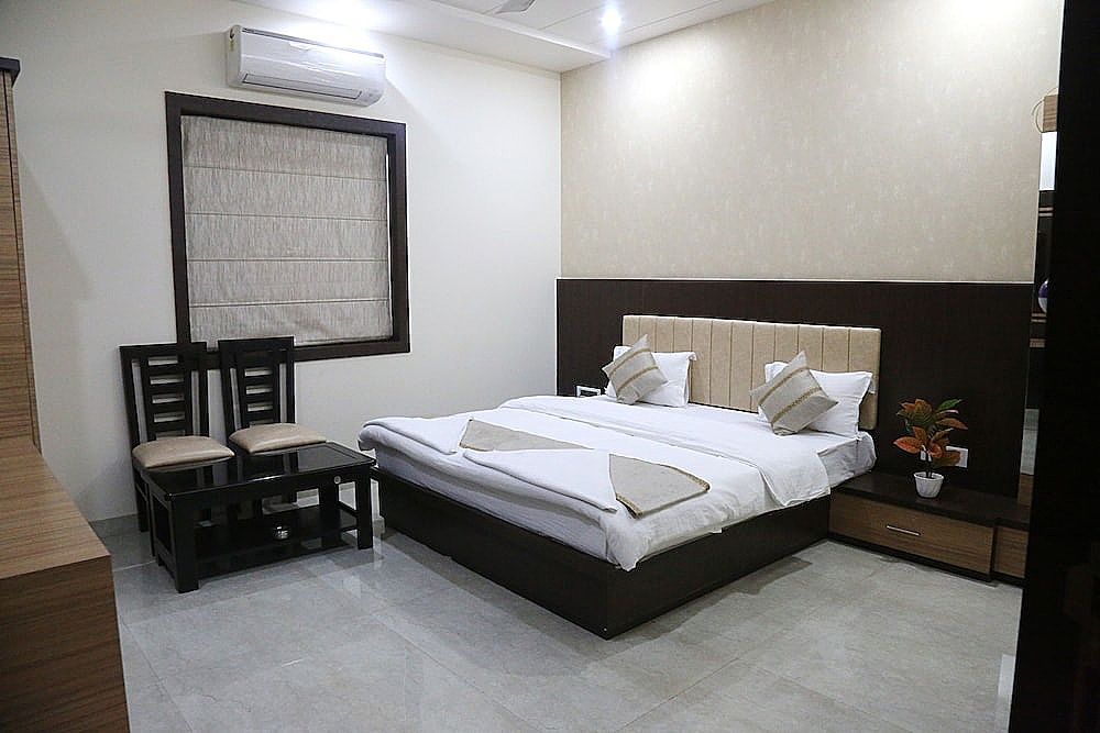 Vandana Residency Deluxe Room