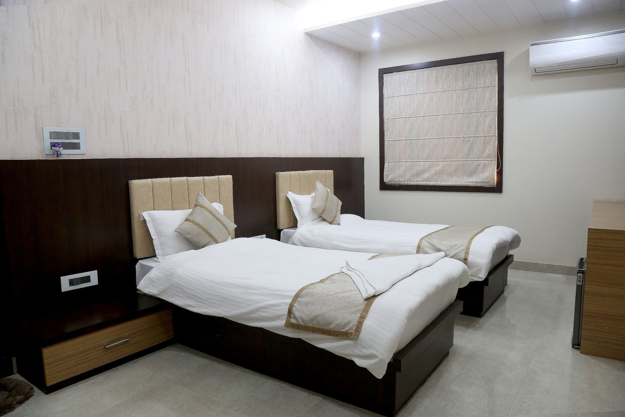 Vandana Residency Deluxe Room 17
