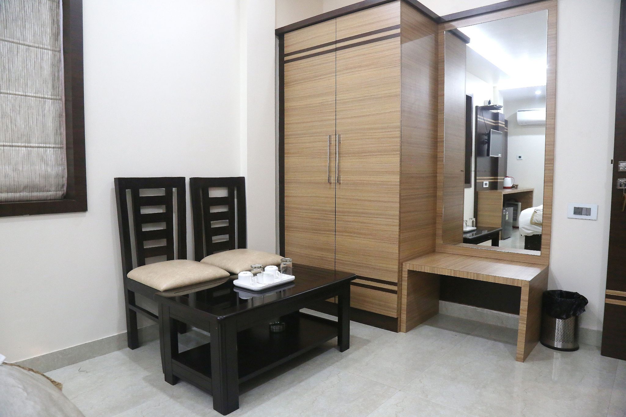 Vandana Residency Deluxe Room 4