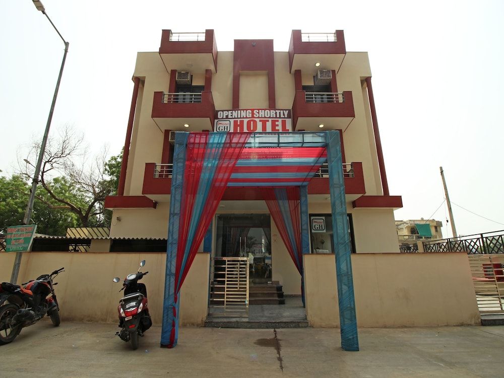 undefined OYO 5741 Grand Highway 2