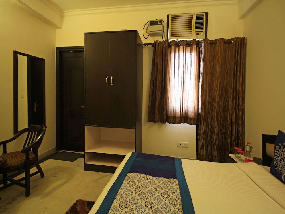 OYO 5741 Grand Highway Double or Twin Room 13