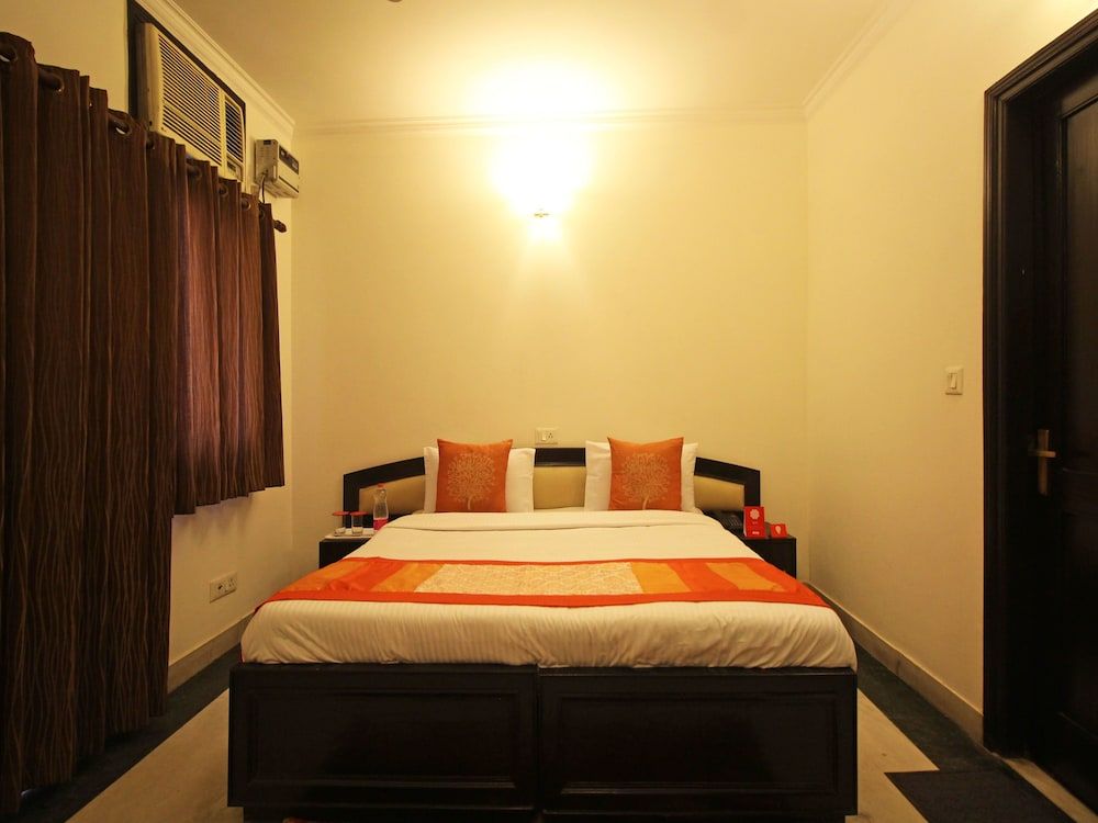 OYO 5741 Grand Highway Double or Twin Room 2
