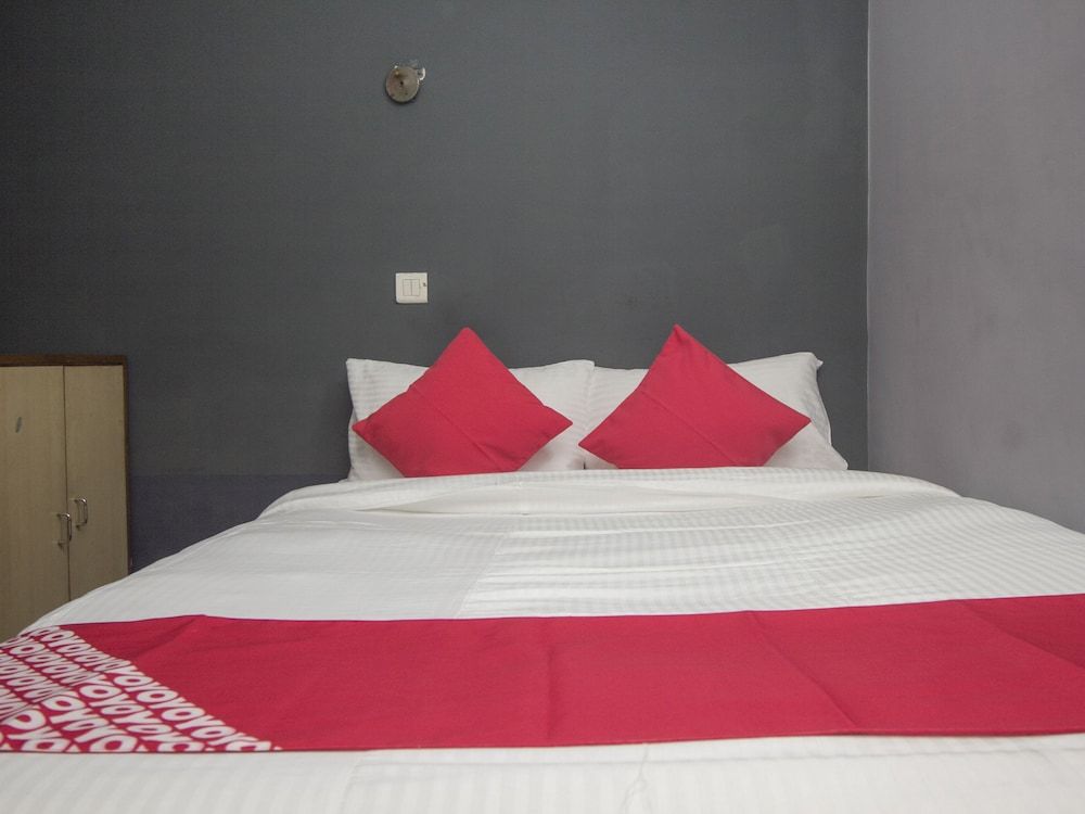 Hotel O Golden Moments Standard Double Room 12