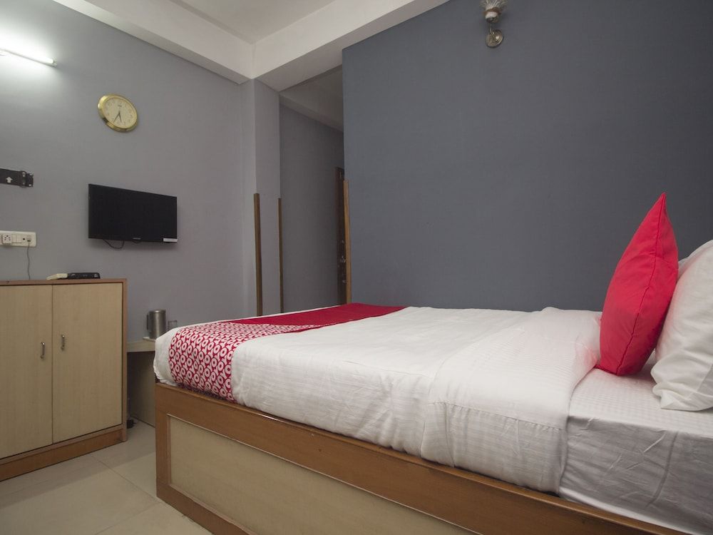 Hotel O Golden Moments Standard Double Room 11