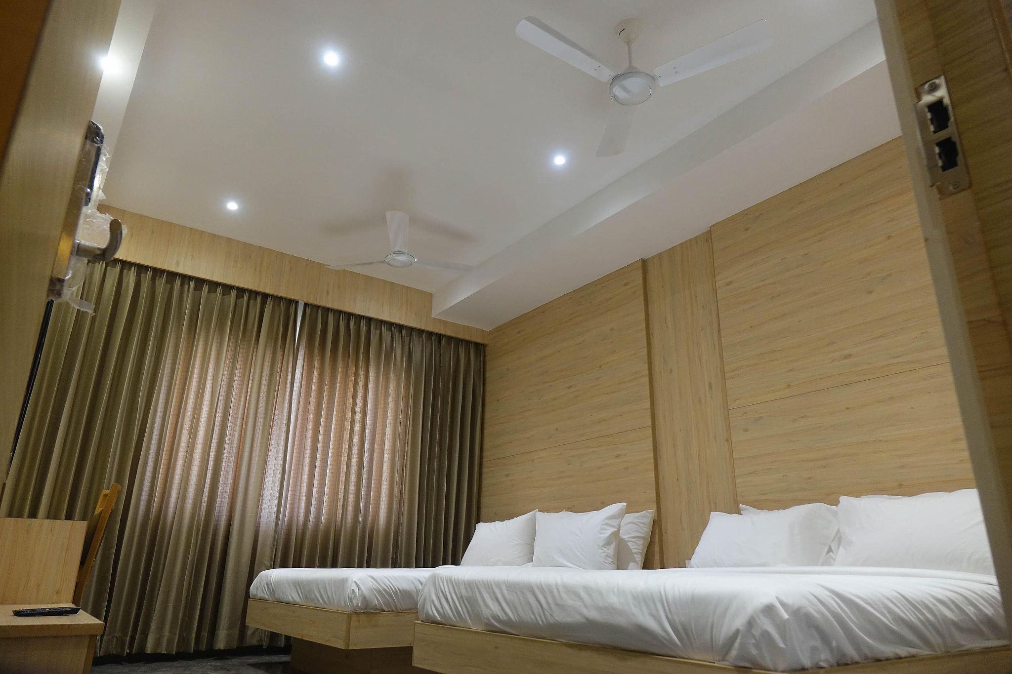 Super Deluxe Ac Room