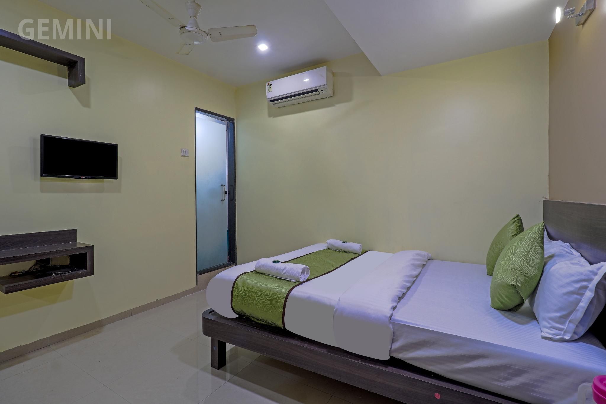 undefined Hotel Gemini 5