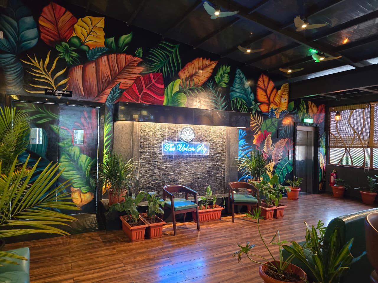 Shramajeevi Deluxe Lodge