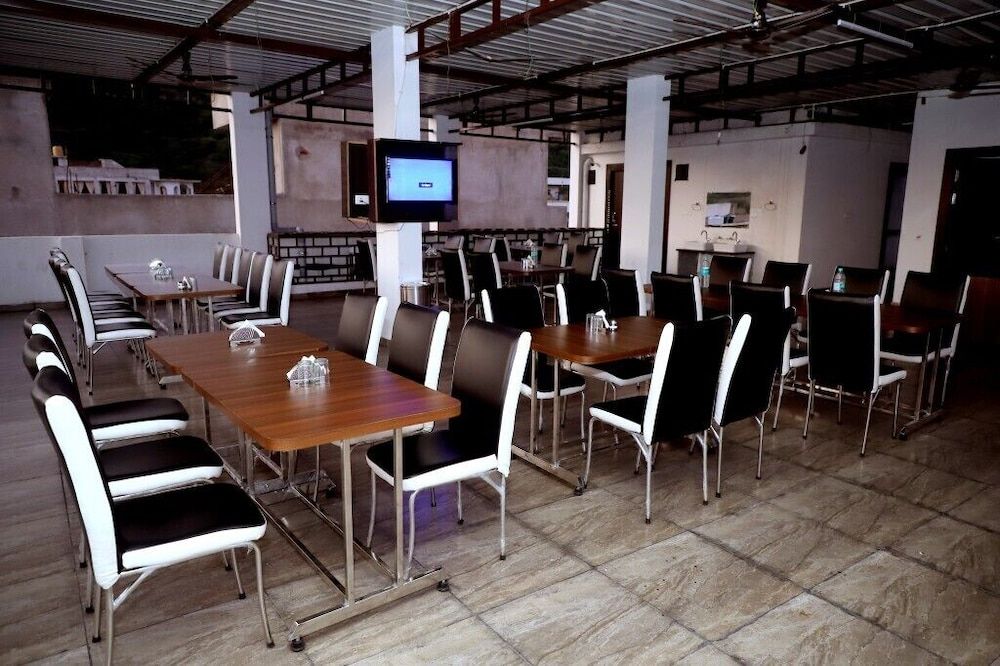 undefined Sunrise Palace 8