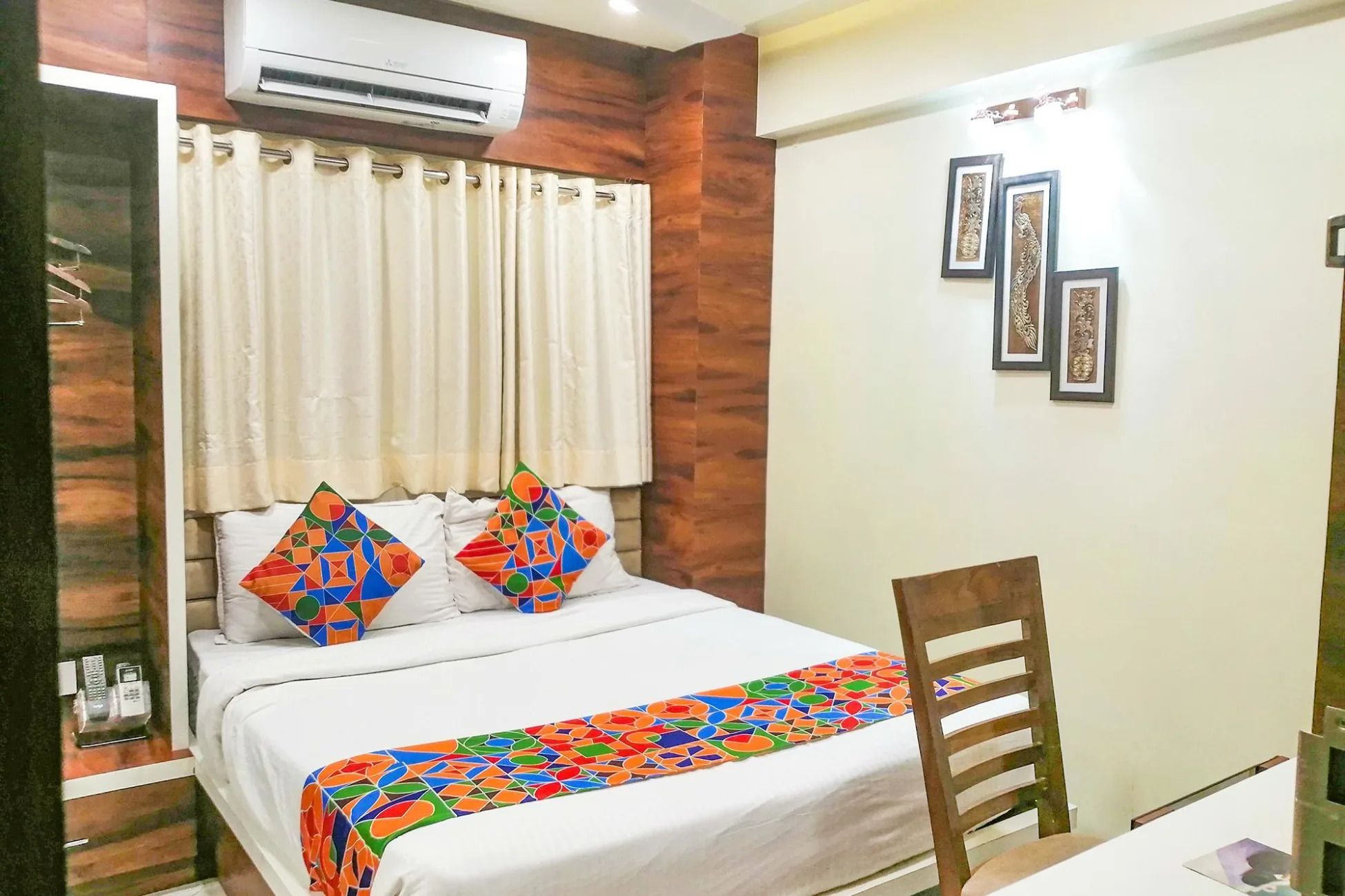 Hotel Radana | Hotel in Vashi Navi Mumbai Deluxe Room 2