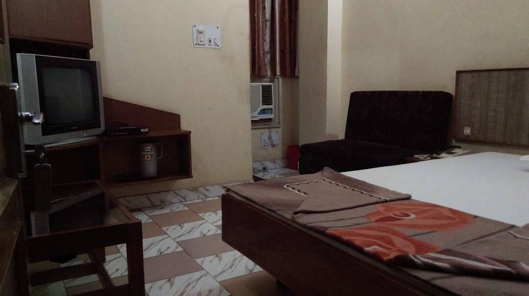 73e1227f8c443e15cd2f6aa5ff3a8488