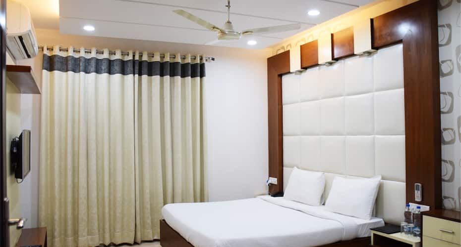 undefined When In Gurgaon Suites 7