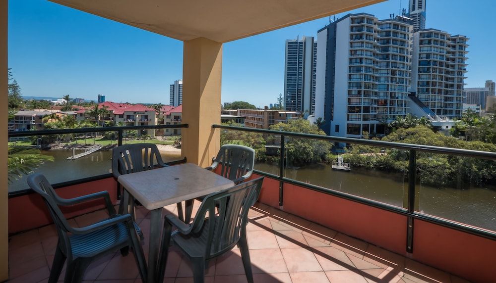 Paradise Island Resort Comfort Apartment, 1 Bedroom, River View 2