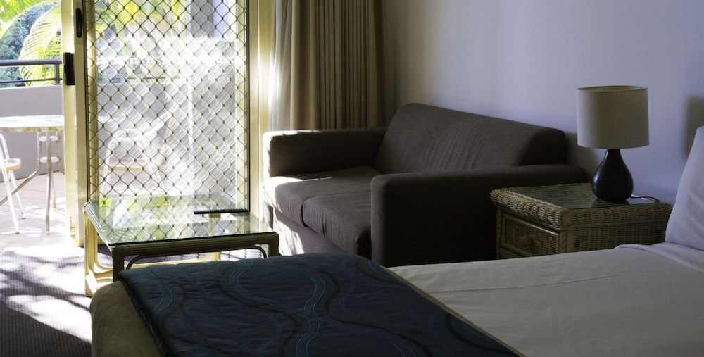 Room, River View