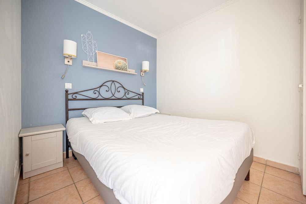 Apartment 6 people - 1 bedroom + 1 sleeping alcove - Terrace or balcony