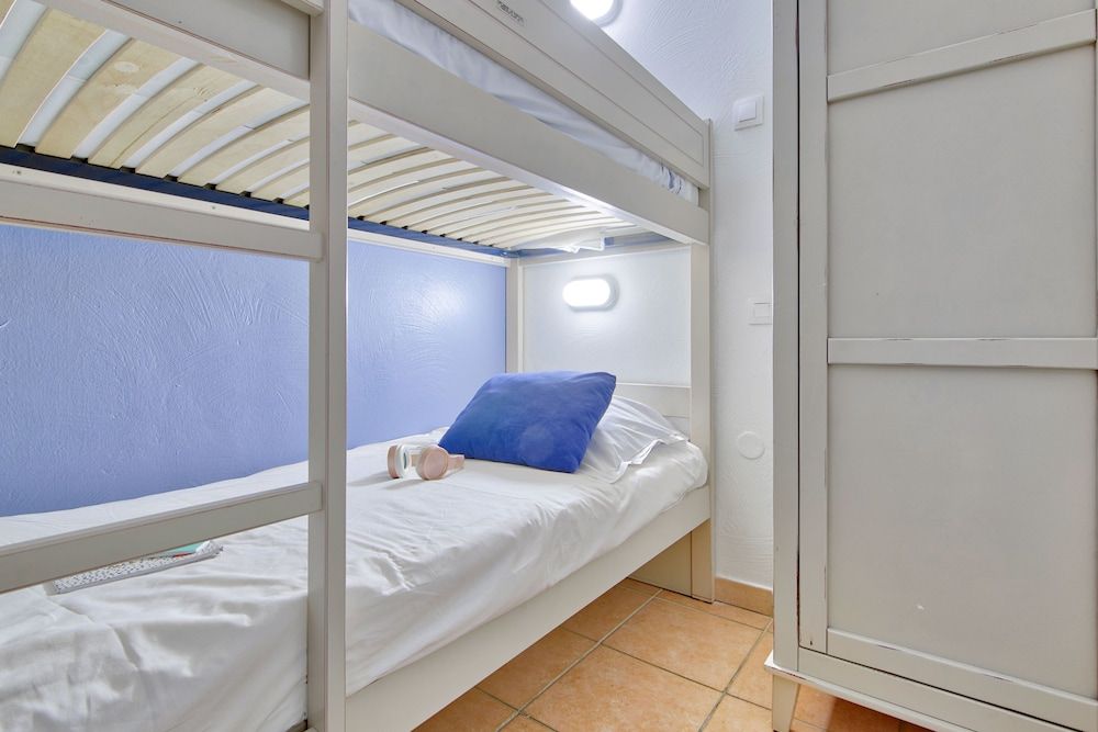 Apartment 6 people - 1 bedroom + 1 sleeping alcove - Terrace or balcony - Sea view