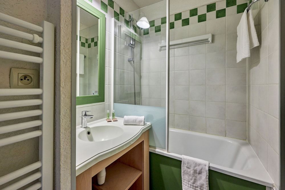 Pierre & Vacances Résidence Les Embruns Studio 4 people - 1 sleeping alcove - Terrace or balcony 5