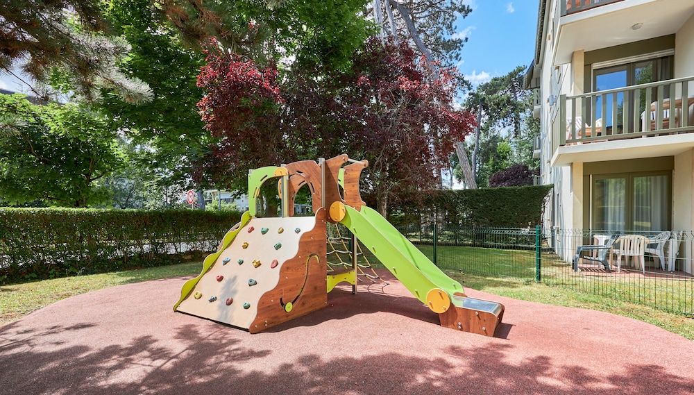 Children's Play Area